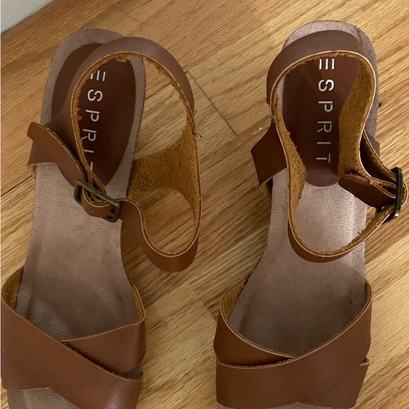 Sandals Shoes never worn size 7.5 - Picture 2 of 3